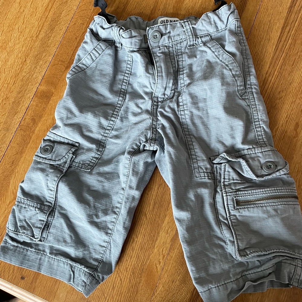 Old navy cargo shorts